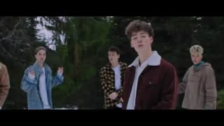 موزیک ویدئو Chills از Why don't we