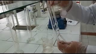 انجام فعالیت  عملی  شماره 12-1 کتاب کنترل کیفیت در صنایع شیمیایی پودمان 4