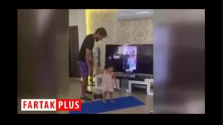 جدیدترین بازیکن تمرینات مجازی نساجی پس از بهتاش فریبا، این دختر کوچولوی زیبای دو ساله‌ است!