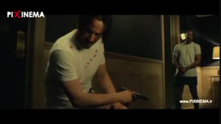 سکانس فیلم جان ویک ، از بین بردن پول‌ها و اسناد موجود در کلیسا