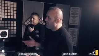 اجرای زنده و جذاب آهنگ سینا سرلک به نام نیمه ی پنهان