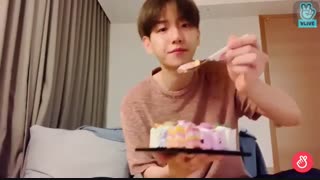 Baekhyun Exo Sing Happy Birthday Vlive