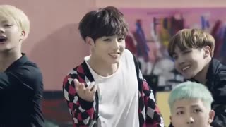 BTS - FIRE موزیک ویدیو جذاب «آتش» با زیرنویس فارسی