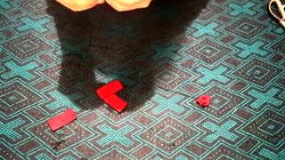 چگونه گیره مو را زیبا تر کنیم