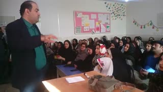 چگونه علاقه به کتاب خواندن و یاد گیری را در کودک خود تحریک کنیم؟
