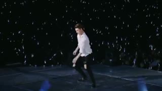 (Dance water) کای و سهون با اهنگ babey don't cry