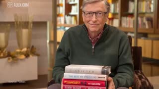 ۱۵ کتابی که بیل گیتس به همه پیشنهاد می‌کند