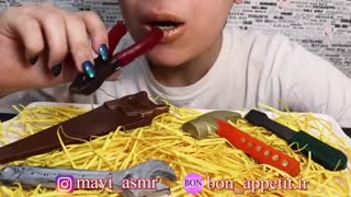 طرزتهیه ی دسرکاراملی شکلاتی