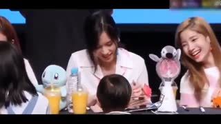 رفتار کیوت ایدول های با بچه ها