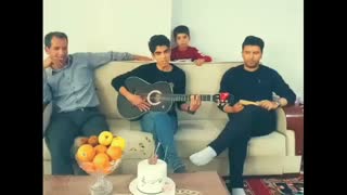 نوازندگی و خوانندگی عاروک آراد-جوان خواننده ایرانی