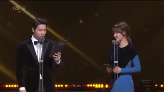 جشنواره اهدای جوایز  بهترین بازیگر زن شبکه KBS2 سال 2017 به شین هه سان Shin Hye-sun در سریال کره ای زندگی طلایی من