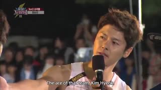 بسکتبال بازی کردن کریس و تائو ....با زیرنویس