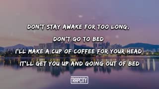 Powfu - Death bed (Lyrics)