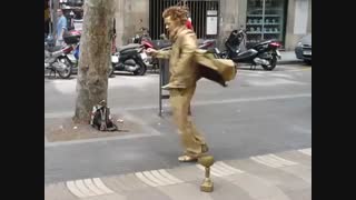 دلقک - نمایش خیابانی