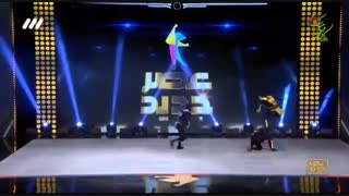 اجرای نمایشی گروه برادران گلی در  فصل دوم عصر جدید