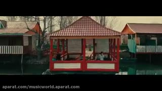 موزیک ویدیو آهنگ Yaram Darinden از Sura Iskenderli(سوسماز)