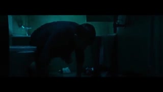 دانلودفیلم خارجی (گیرمانده)دوبله فارسی