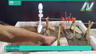 درست کردن آبنما ساده با استفاده از سنگ و قطعات پلاستیکی