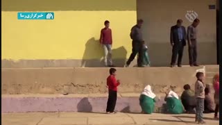 طلبه‌ای که برای بچه‌ها قصه می‌خواند