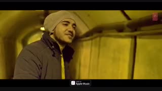 موزیک ویدیویی که آلیشیا پانوار "آروهی"درآن حضور پیدا کرده به اسم خاموشیان توضیهات