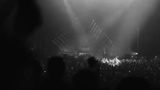 Linkin Park - Crawlng (Live)