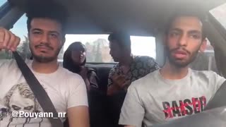 دختره داشت وسط حرکت میپرید بیرون 