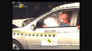 تست تصادف خودرو کیا سراتو