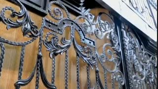 درب و حفاظ ثامن فرفوژه(هشتمین نور) در ساختمانی دیگر