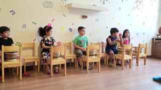آموزش موسیقی و ریتم کودکان