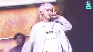 اجرای زنده آهنگ 1 Billion Views  از EXO-SC 세훈&찬 و همکاری  (Feat. MOON)'