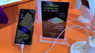 Oppo 125W flash charge