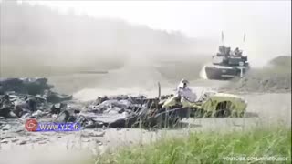 عبور تانک با سرعت زیاد از روی چندین خودرو