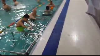 تجهیزات ورزش در آب در استخر پردیسان نور تهران