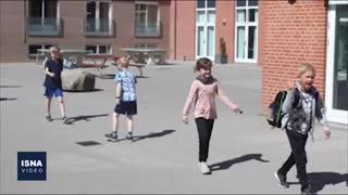 کودکان را چطور به فاصله‌گذاری و ماسک ترغیب کنیم؟