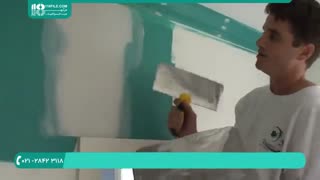 آموزش ترمیم ترک های موجود بر روی دیوار قبل از رنگ آمیزی