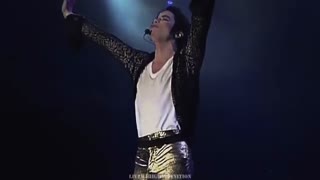 اجرای اهنگ"You Are Not Alone"مایکل جکسون HD