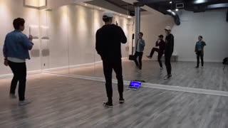 اموزش دنس اهنگ 21st century girl از BTS گزااااااارش ندییییییین