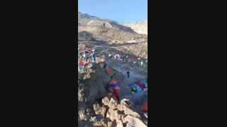 شوخی تعدادی از کوهنوردان با کرونا