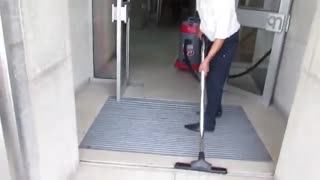 جاروبرقی سطلی R590 ، روان، کارآمد و سبک