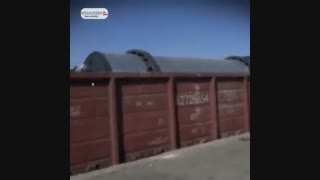 تخلیه و بارگیری دستگاه سنگ شکن و آسفالت