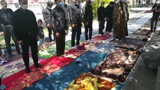 نماز جماعت عصر( تاسوعا ) 8 شهریور 1399 ـ پارک عمومی اخی جهان . به امامت حاج آقا عباسپورــ مکبّر : امیر عابد