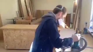 طراحی و ساخت کمد mdf