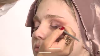 آموزش آرایش دخترانه