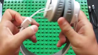 نقد و بررسی تخصصی هدفون بی سیم نیا مدل Q8-851S