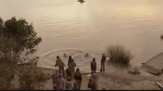 تریلر سریال مردگان متحرک: جهانی فراتر از آن [ ملوفیلم ]