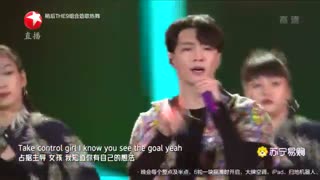 اجرایboom با لباس کیوت ییشینگ