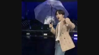 suga (boy with love)