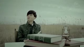 موزیک ویدیو what is love از اکسو (ورژن کره ای) با کیفیت عالی همراه با زیرنویس فارسی