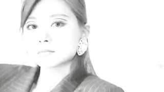 کانسپت توزیو "جویی" برا سینگل (eyes wide open) :`) فالوو = فالوو