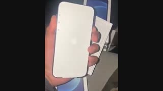 جعبه گشایی آیفون ۱۲ آبی - گجت نیوز